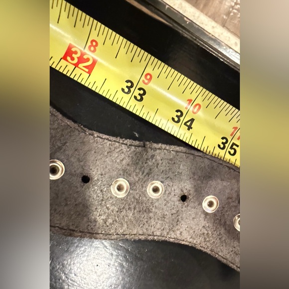 Vintage 80s Snake Belt Brass Tone Embossed Metal Belt - Picture 10 of 13